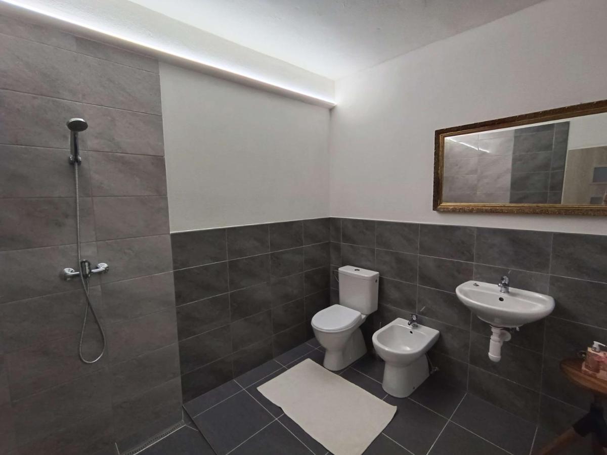 Apartmany Nad Splavem 즈노이모 외부 사진